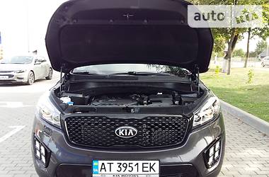 Внедорожник / Кроссовер Kia Sorento 2016 в Ивано-Франковске