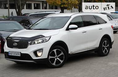 Внедорожник / Кроссовер Kia Sorento 2016 в Днепре