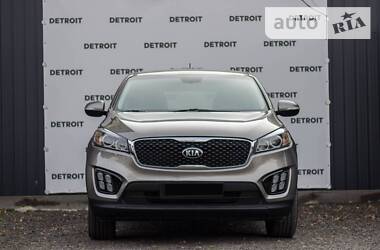 Внедорожник / Кроссовер Kia Sorento 2016 в Луцке