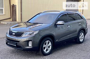 Внедорожник / Кроссовер Kia Sorento 2012 в 