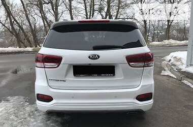 Позашляховик / Кросовер Kia Sorento 2016 в Києві