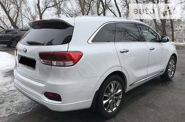 Позашляховик / Кросовер Kia Sorento 2016 в Києві