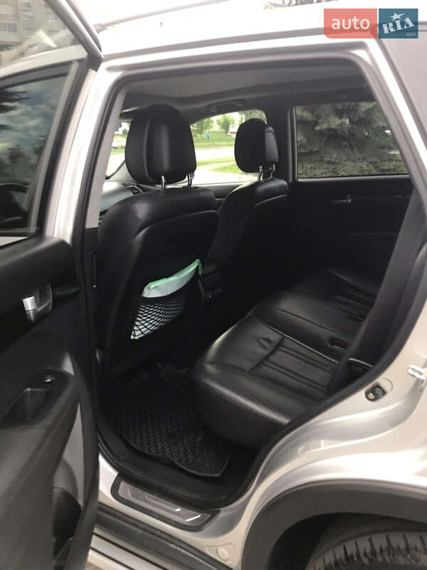 Внедорожник / Кроссовер Kia Sorento 2013 в Ивано-Франковске