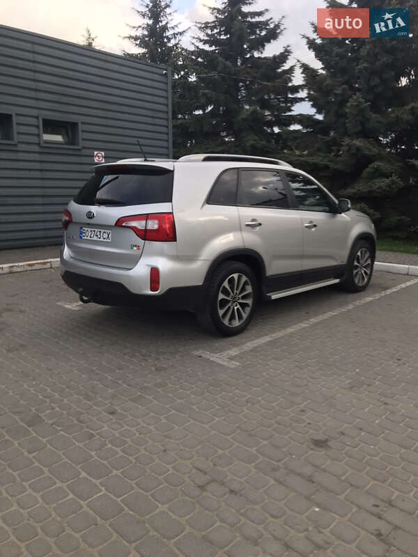 Внедорожник / Кроссовер Kia Sorento 2013 в Ивано-Франковске