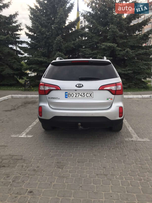 Внедорожник / Кроссовер Kia Sorento 2013 в Ивано-Франковске