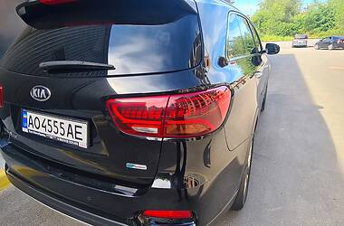 Внедорожник / Кроссовер Kia Sorento 2018 в Ужгороде