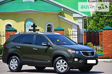 Внедорожник / Кроссовер Kia Sorento 2010 в Днепре