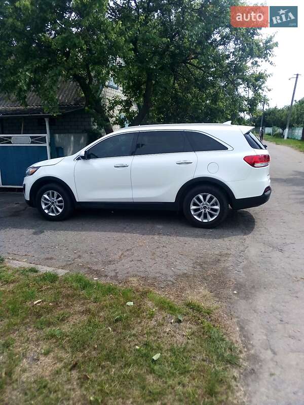 Внедорожник / Кроссовер Kia Sorento 2017 в 