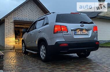 Внедорожник / Кроссовер Kia Sorento 2010 в 
