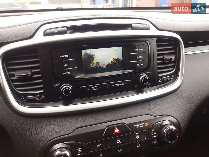 Внедорожник / Кроссовер Kia Sorento 2015 в Черкассах