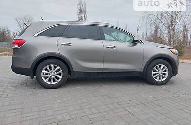 Внедорожник / Кроссовер Kia Sorento 2017 в 