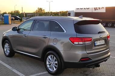 Внедорожник / Кроссовер Kia Sorento 2017 в 