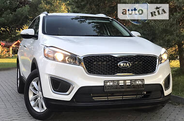 Внедорожник / Кроссовер Kia Sorento 2015 в Дрогобыче