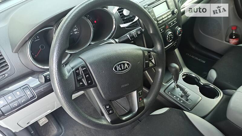 Позашляховик / Кросовер Kia Sorento 2011 в Києві
