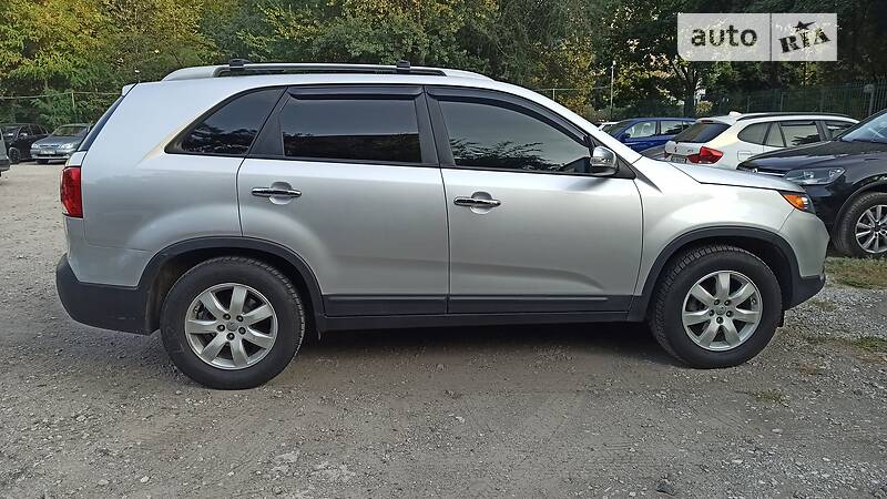 Позашляховик / Кросовер Kia Sorento 2011 в Києві