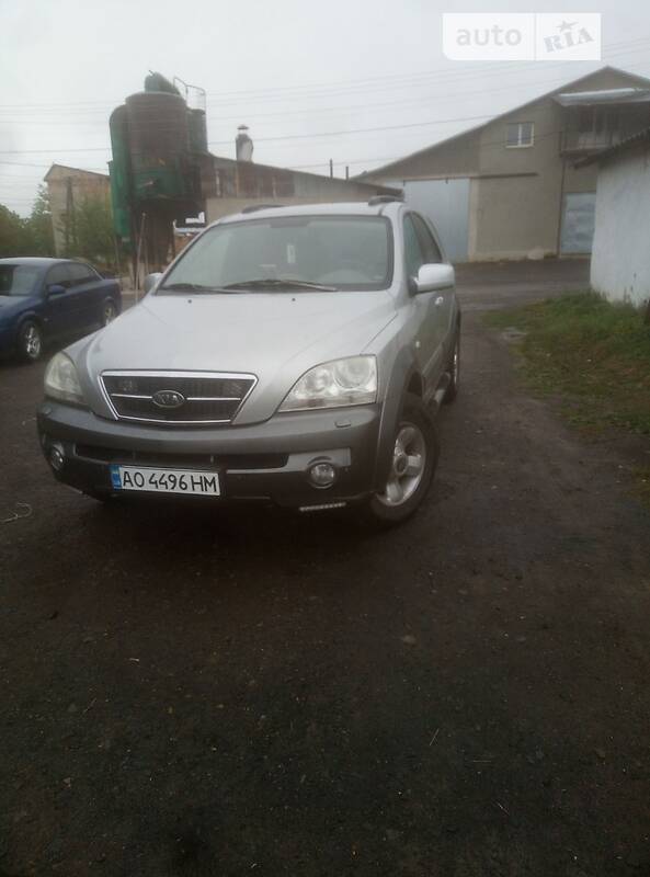 Внедорожник / Кроссовер Kia Sorento 2003 в Иршаве