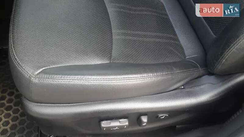 Внедорожник / Кроссовер Kia Sorento 2013 в Одессе