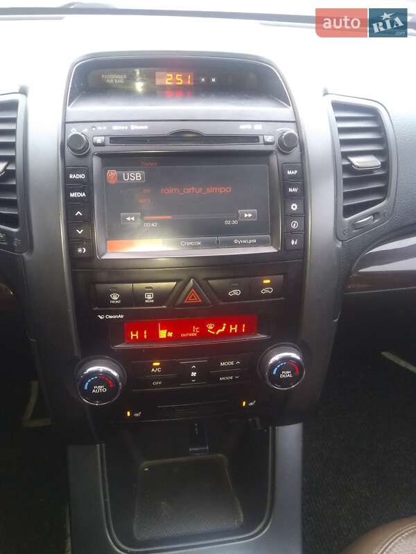 Позашляховик / Кросовер Kia Sorento 2011 в Рівному фото 10 Позашляховик / Кросовер Kia Sorento 2011 в Рівному