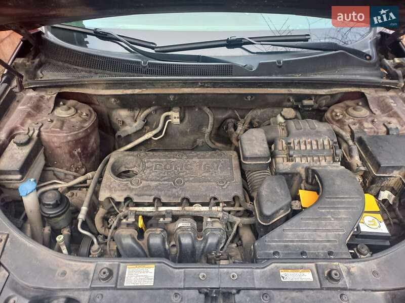 Позашляховик / Кросовер Kia Sorento 2011 в Кам'янському