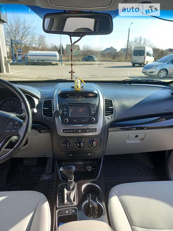 Внедорожник / Кроссовер Kia Sorento 2013 в Дрогобыче