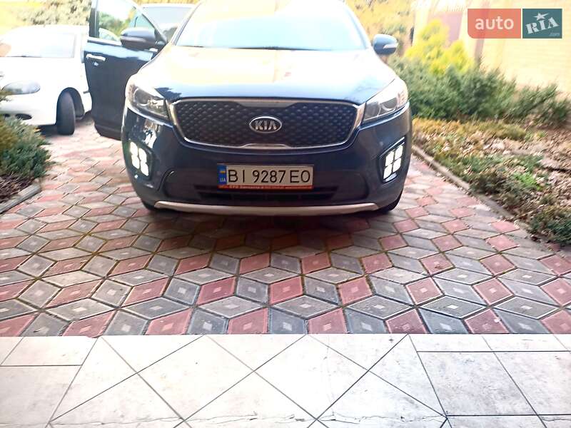 Внедорожник / Кроссовер Kia Sorento 2016 в Кременчуге фото 3 Внедорожник / Кроссовер Kia Sorento 2016 в Кременчуге