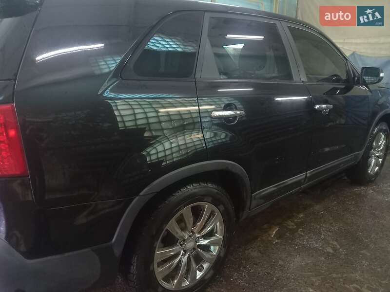 Позашляховик / Кросовер Kia Sorento 2010 в Тернополі