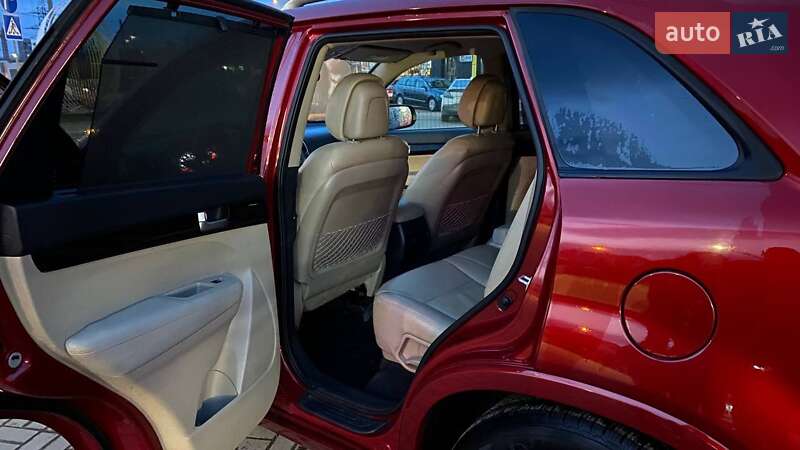 Позашляховик / Кросовер Kia Sorento 2014 в Івано-Франківську