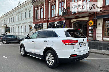 Внедорожник / Кроссовер Kia Sorento 2016 в 