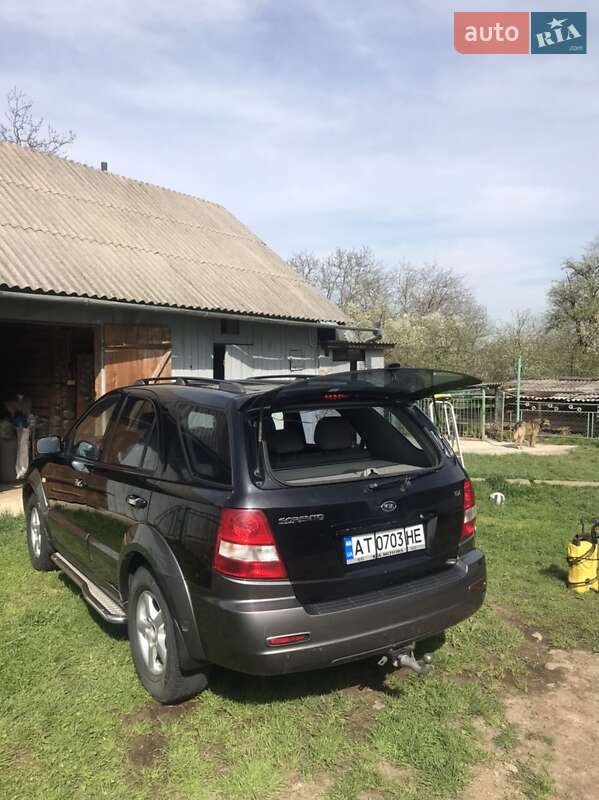 Внедорожник / Кроссовер Kia Sorento 2005 в Ивано-Франковске