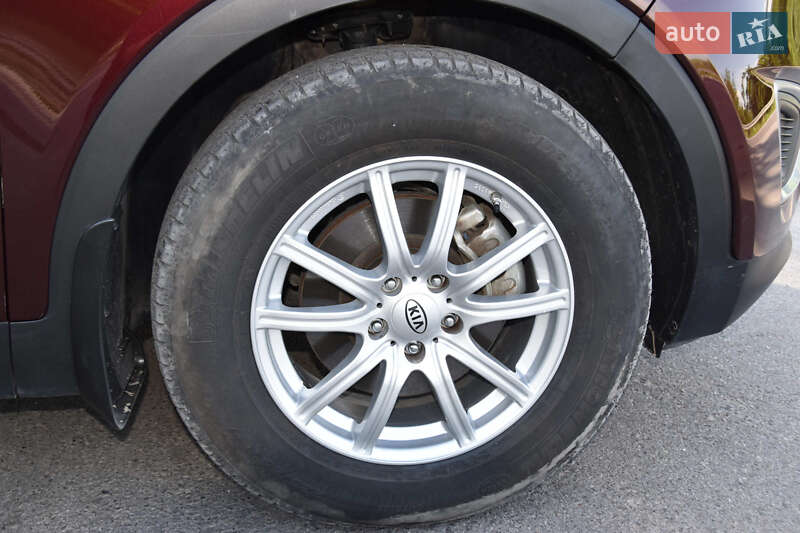 Внедорожник / Кроссовер Kia Sorento 2016 в Чорткове