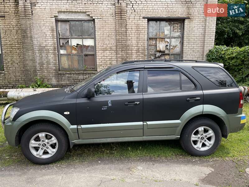 Внедорожник / Кроссовер Kia Sorento 2003 в Кривом Роге