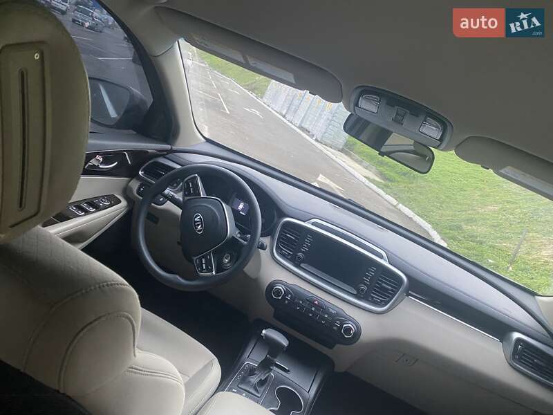 Позашляховик / Кросовер Kia Sorento 2019 в Львові