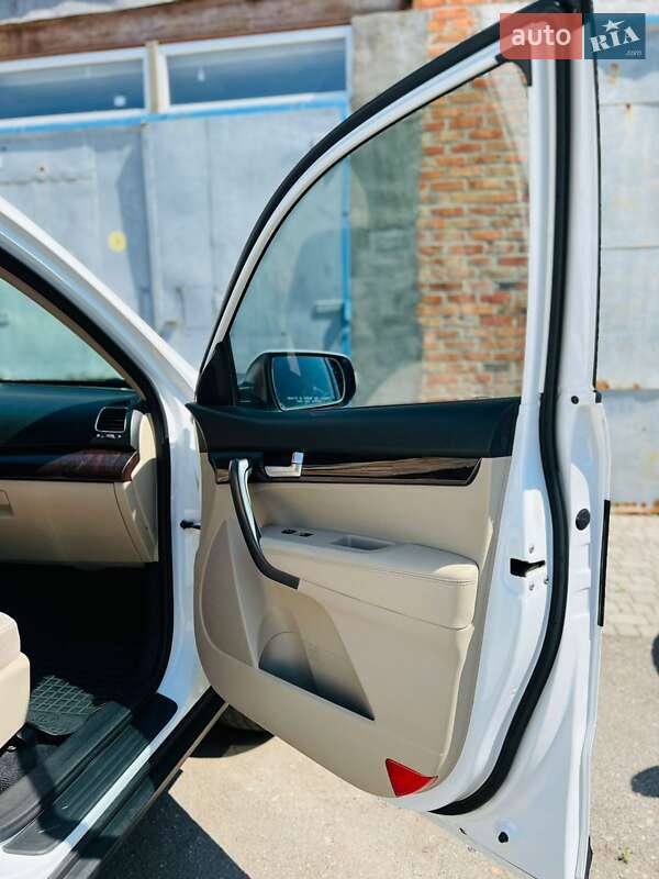 Позашляховик / Кросовер Kia Sorento 2013 в Балаклії