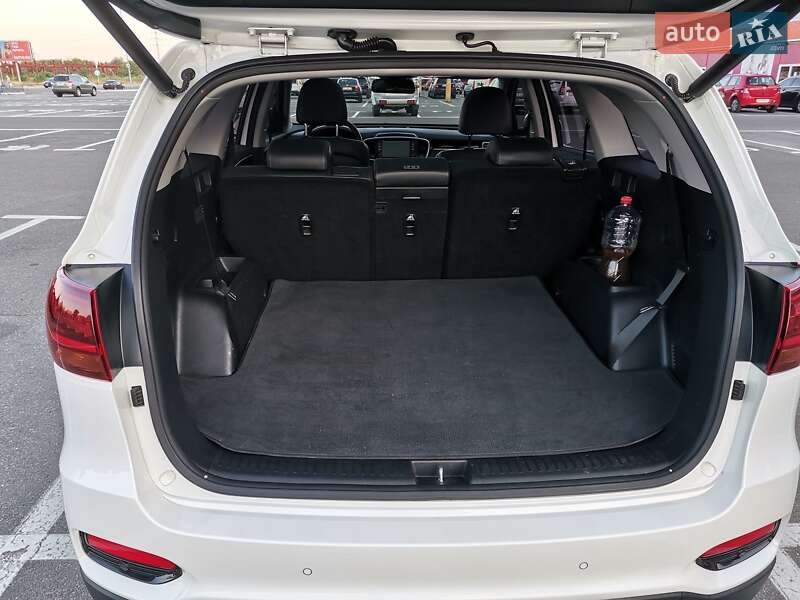 Позашляховик / Кросовер Kia Sorento 2017 в Києві