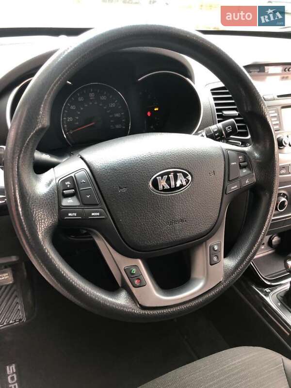 Внедорожник / Кроссовер Kia Sorento 2013 в Львове фото 7 Внедорожник / Кроссовер Kia Sorento 2013 в Львове