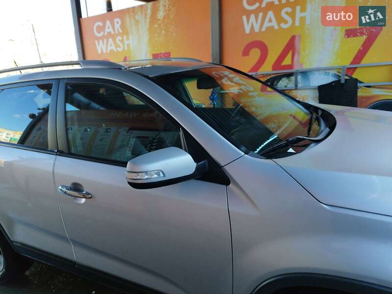 Внедорожник / Кроссовер Kia Sorento 2010 в Одессе