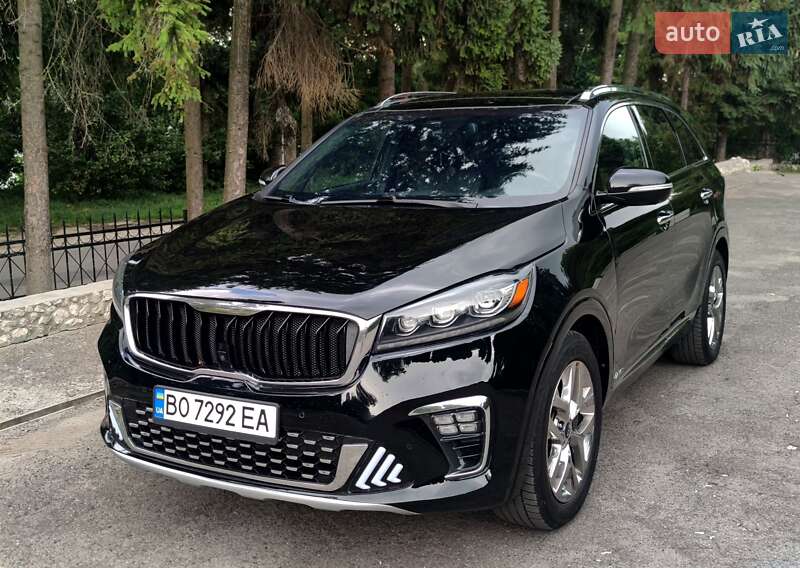 Внедорожник / Кроссовер Kia Sorento 2018 в 