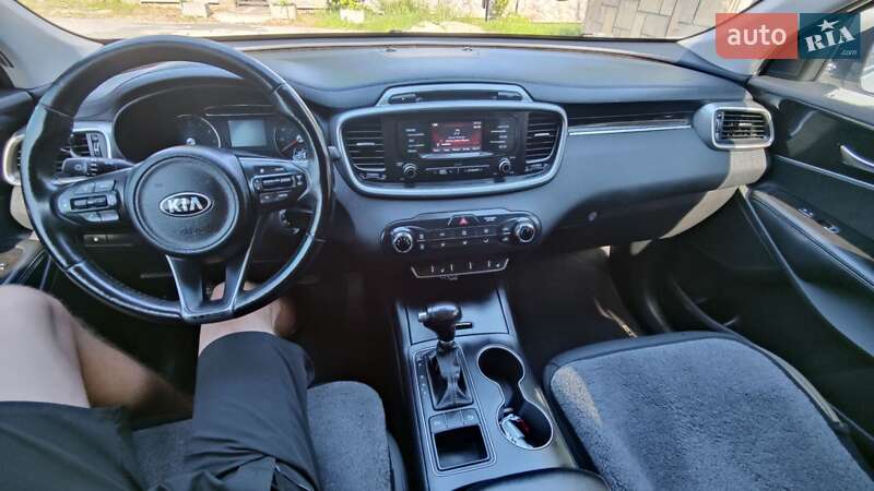 Позашляховик / Кросовер Kia Sorento 2015 в Снятині