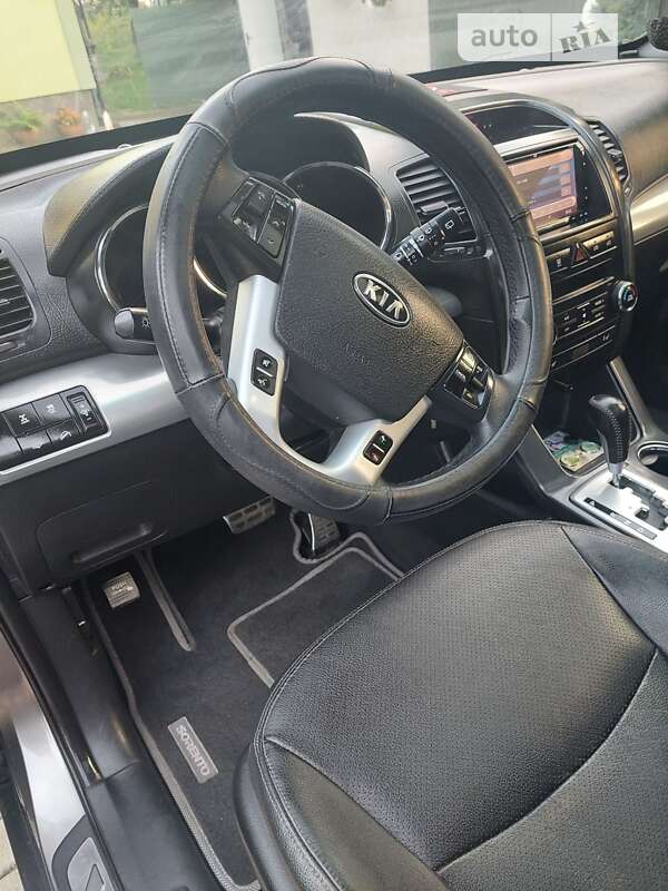 Позашляховик / Кросовер Kia Sorento 2011 в Львові