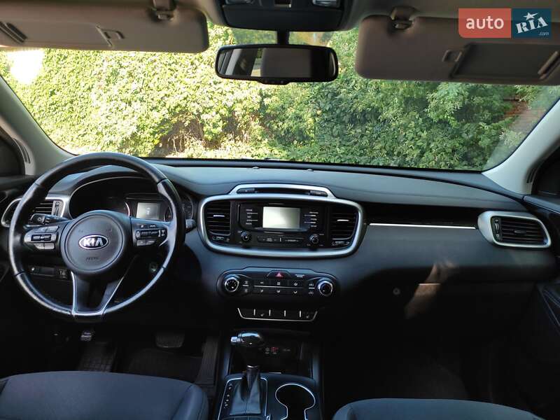 Позашляховик / Кросовер Kia Sorento 2016 в Кам'янець-Подільському
