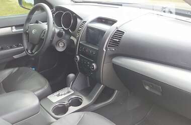 Внедорожник / Кроссовер Kia Sorento 2010 в 