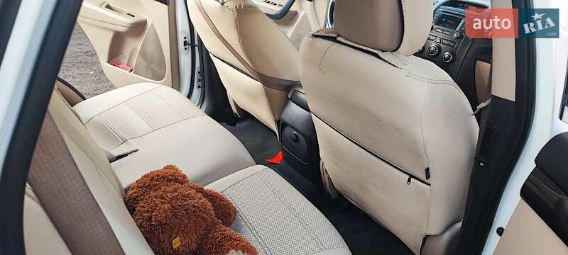 Внедорожник / Кроссовер Kia Sorento 2012 в Броварах фото 4 Внедорожник / Кроссовер Kia Sorento 2012 в Броварах