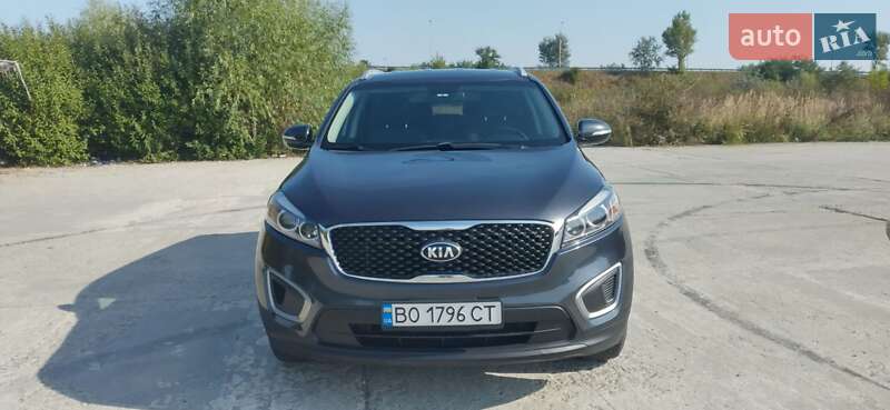 Позашляховик / Кросовер Kia Sorento 2015 в Ужгороді