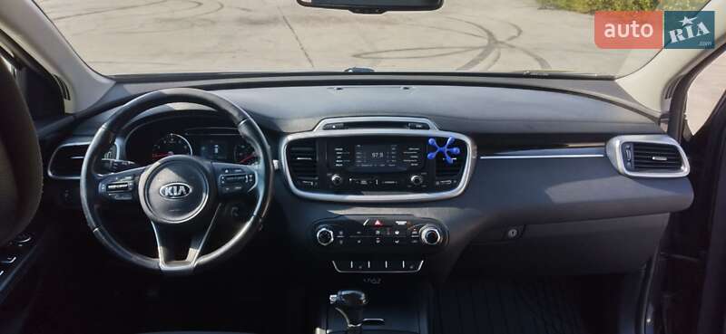 Позашляховик / Кросовер Kia Sorento 2015 в Ужгороді