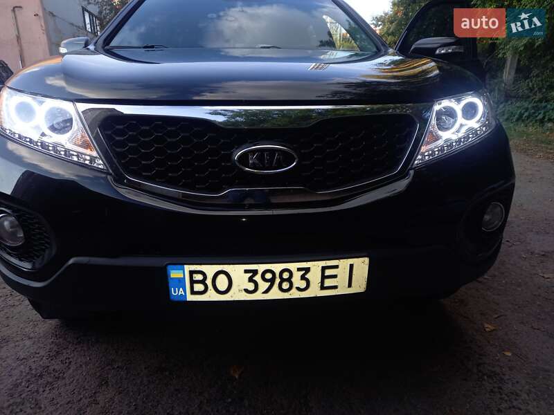 Позашляховик / Кросовер Kia Sorento 2010 в Тернополі