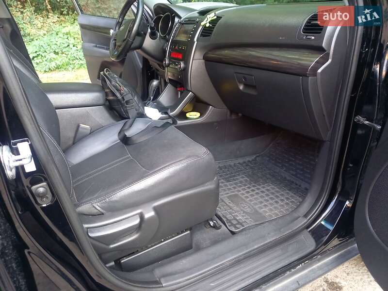 Позашляховик / Кросовер Kia Sorento 2010 в Тернополі
