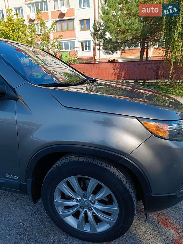 Внедорожник / Кроссовер Kia Sorento 2010 в Тернополе