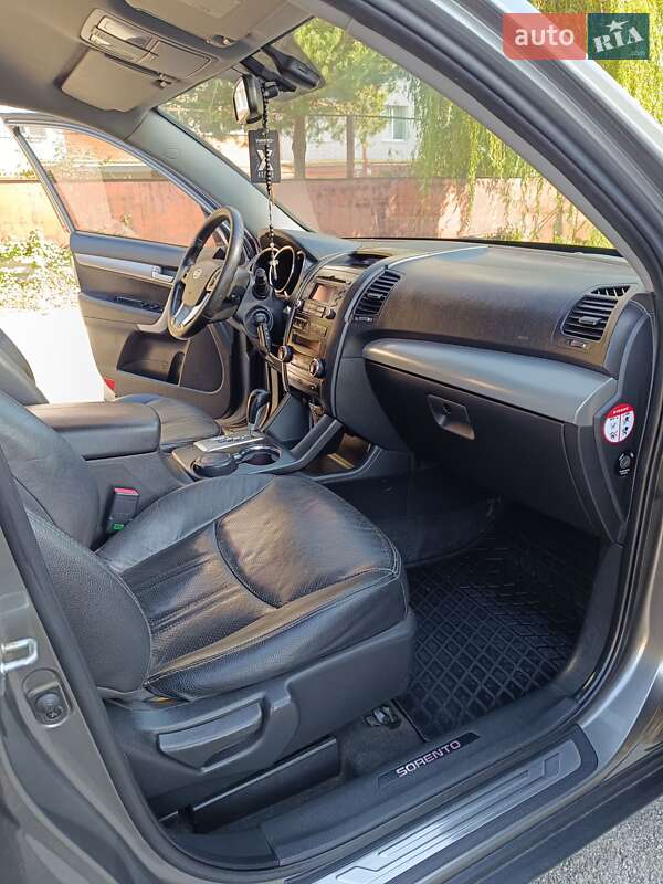 Внедорожник / Кроссовер Kia Sorento 2010 в Тернополе