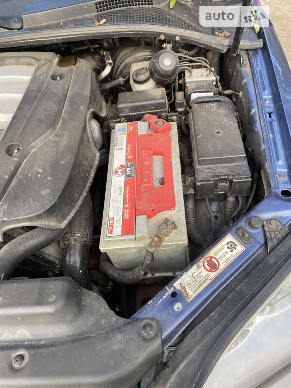 Внедорожник / Кроссовер Kia Sorento 2004 в Буске