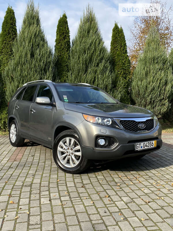 Внедорожник / Кроссовер Kia Sorento 2012 в Самборе